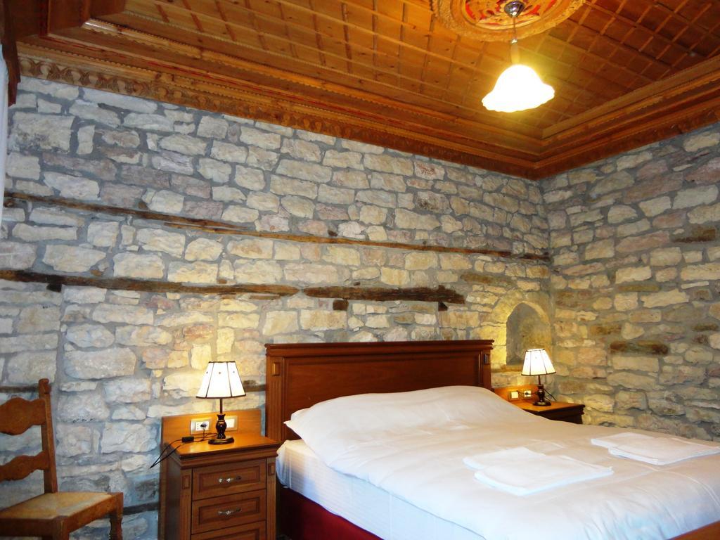 Hotel Kalemi 2 Gjirokastër الغرفة الصورة